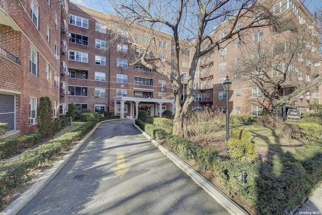 67-66 108 Street UNIT C-4, Forest Hills, NY 11375