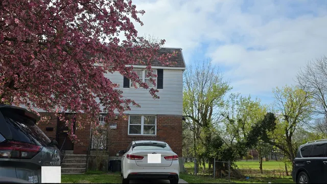 1219 Laurel Rd, Sharon Hill, PA 19079