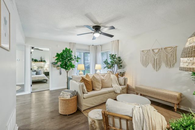 2160 Mayport Rd #9-0905, Atlantic Beach, FL 32233