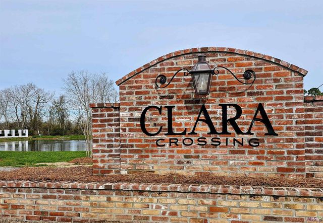 10295 Saint Clara Ave  #31, Pt Allen, LA 70767