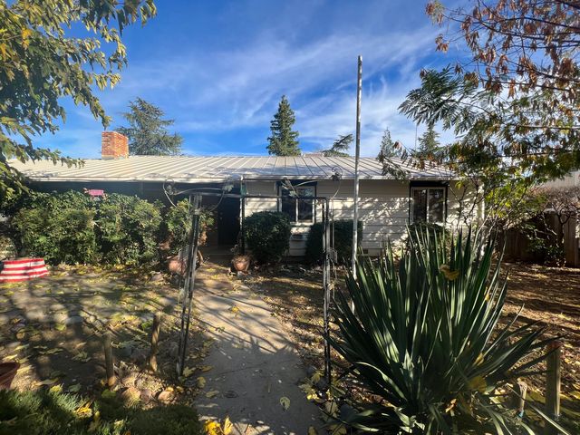 13600 Trinity Ave, Red Bluff, CA 96080