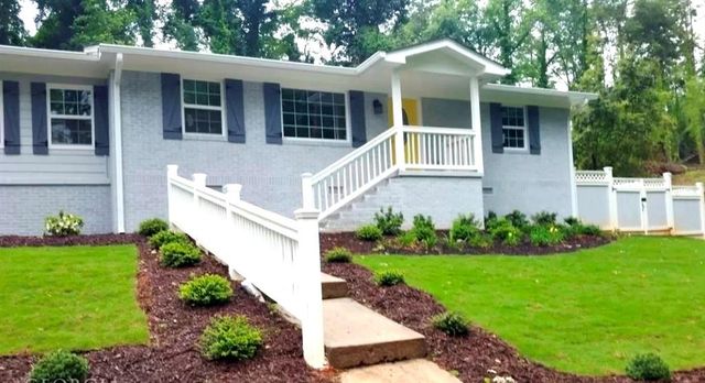 3 & 5 Indianola Dr, Gainesville, GA 30501