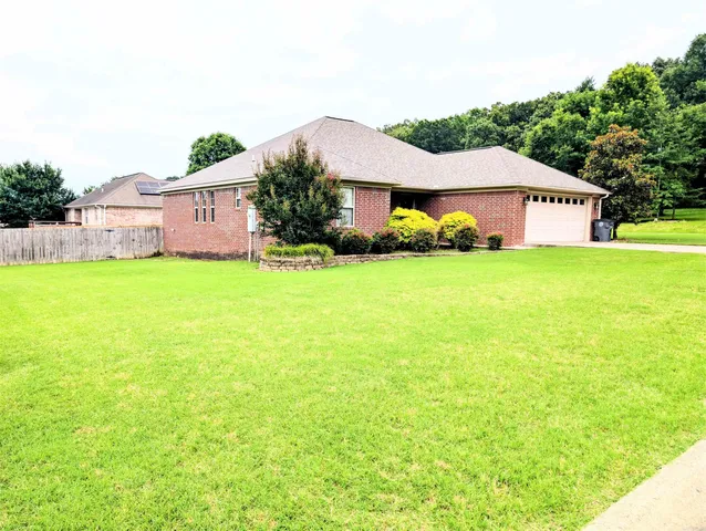50 Rebecca Ln, Searcy, AR 72143