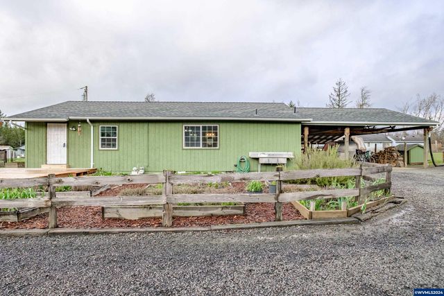 997 42nd Ave, Sweet Home, OR 97386