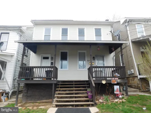 62 & 64 Catherine St, Lewistown, PA 17044