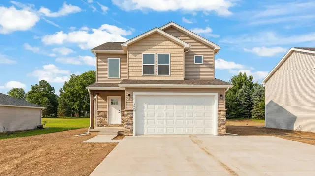 2823 Gady Pines Dr, Adrian, MI 49221