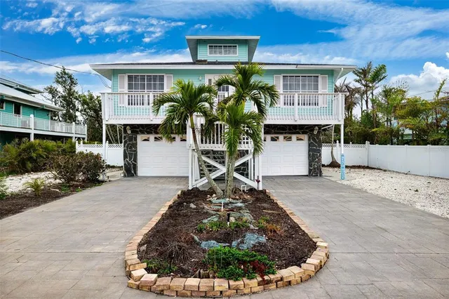 311 Poinsettia Rd, Anna Maria, FL 34216
