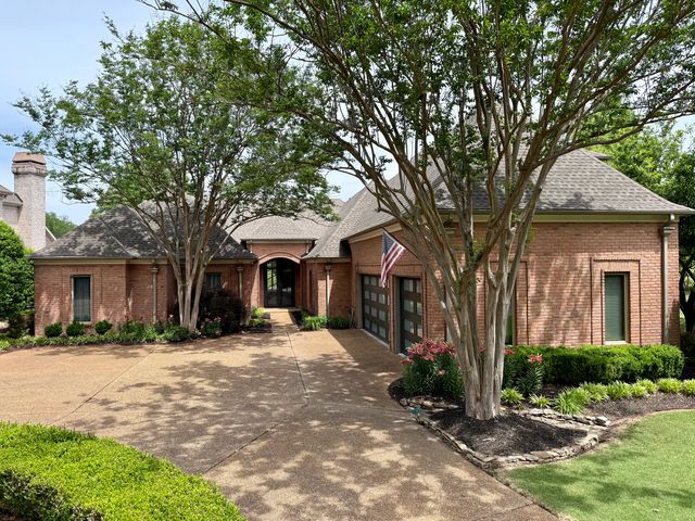 8614 Southwind Dr, Memphis, TN 38125