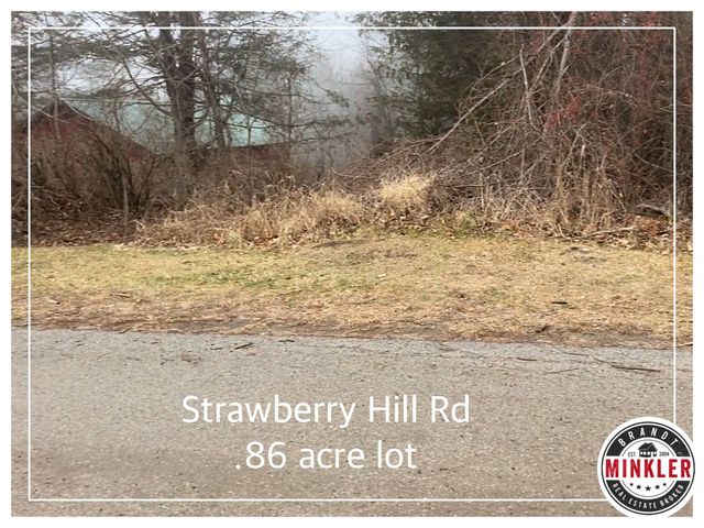 139 Strawberry Hill Rd, Gloversville, NY 12078