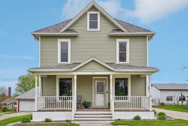 232 S  Mound Ave, Belmont, WI 53510