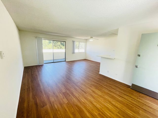 14311 Addison St #214, Sherman Oaks, CA 91423