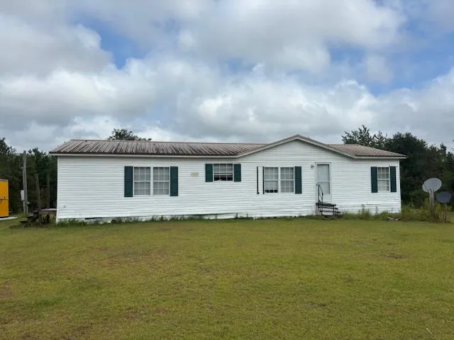 183 John Rentz Rd, Hazlehurst, GA 31539
