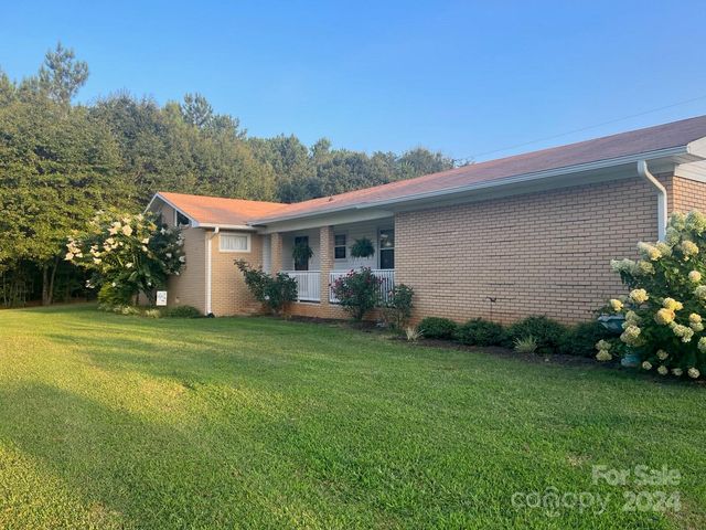 147 Clear Sky Way, Forest City, NC 28043
