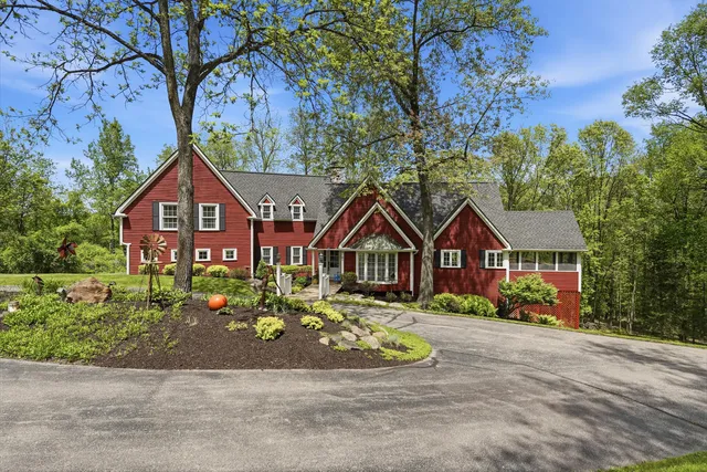 3372 Timberwood Ln, Ann Arbor, MI 48103