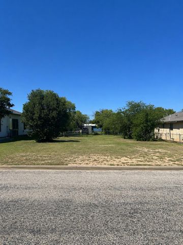 106 W  Avenue T #11, San Angelo, TX 76903
