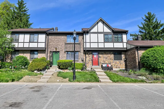 Vancover Court, Cincinnati, OH 45244