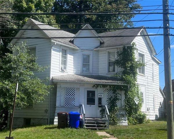 17 College Ave, Greenville, PA 16125
