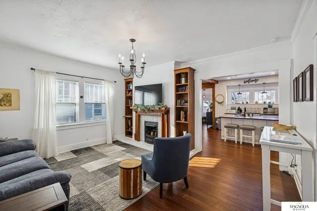 611 Elmwood Ave, Lincoln, NE 68510