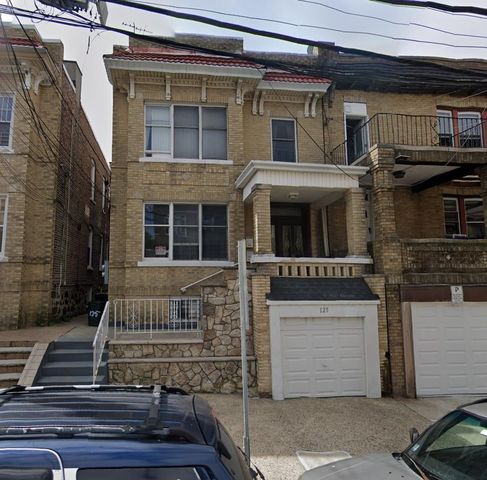 125 65th St #1, West New York, NJ 07093
