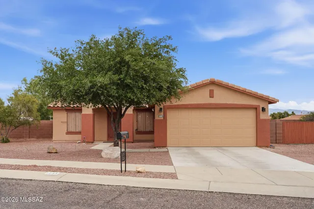 1235 S  Star Shadow Dr, Tucson, AZ 85713