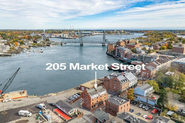 205 Market St #5, Portsmouth, NH 03801