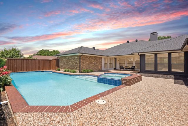 4005 Bullock Dr, Plano, TX 75023