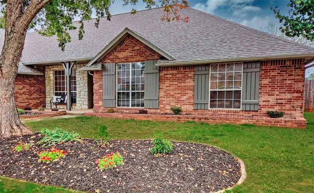 500 N  Remington Way, Mustang, OK 73064