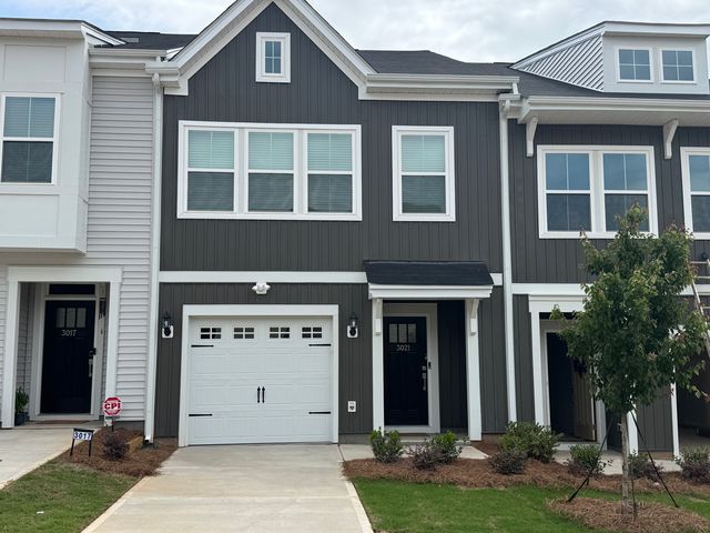 3021 Kingsfield Rd, Charlotte, NC 28208
