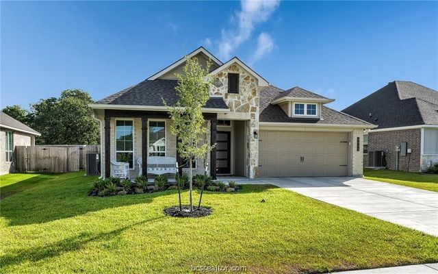 4848 Native Tree Ln, College Station, TX 77845