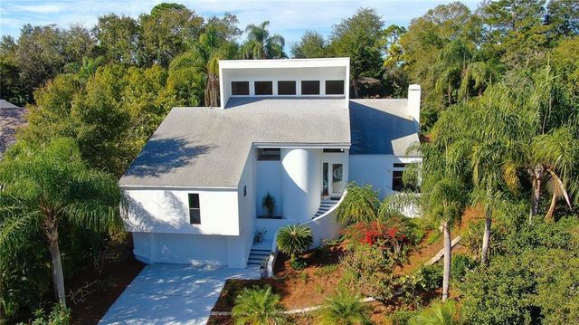 1328 Belcher Dr, Tarpon Springs, FL 34689