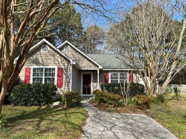 3801 Doe Clearing Ct, Wilmington, NC 28409