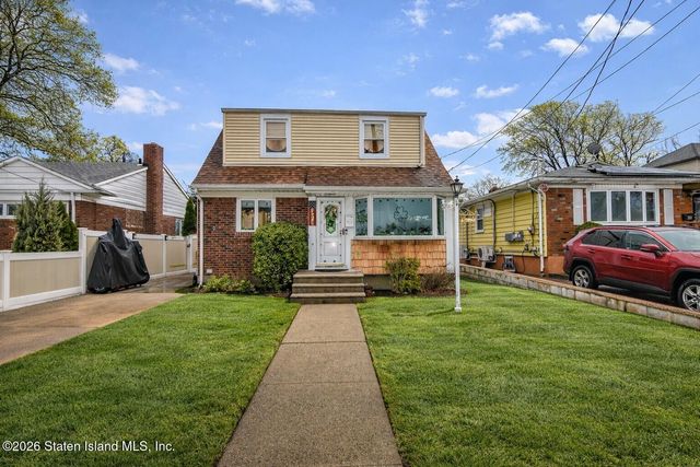 375 Stewart Ave, Staten Island, NY 10314