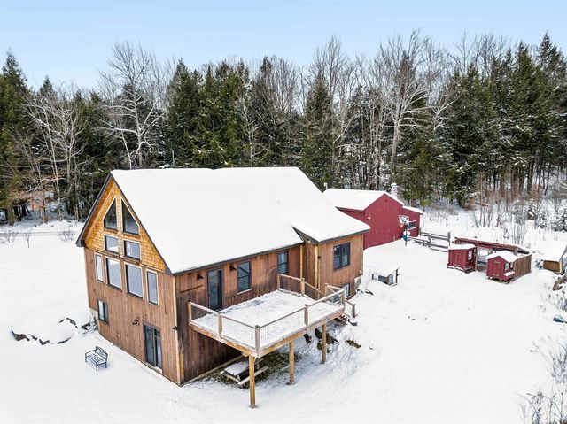 932 Mud City Loop, Morrisville, VT 05661