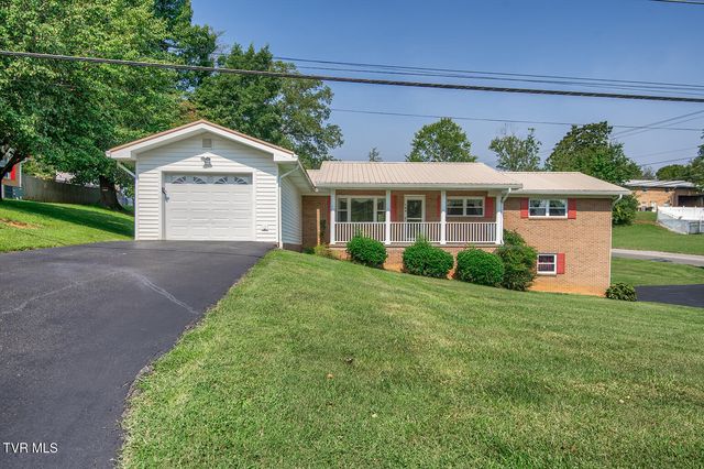 100 Pinecrest Dr, Greeneville, TN 37743