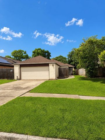 11107 Kitty Brook Dr, Houston, TX 77071