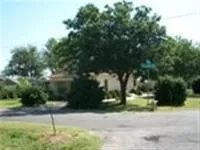 900 N  Cessna Rd, Hutchinson, KS 67501