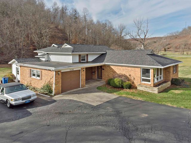 3426 State Route 3, Catlettsburg, KY 41129