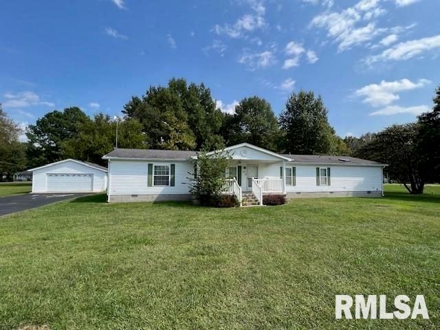 1074 Pershing Rd, West Frankfort, IL 62896