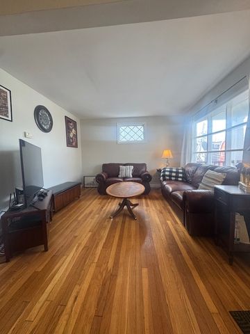 128 Nonantum St, Brighton, MA 02135