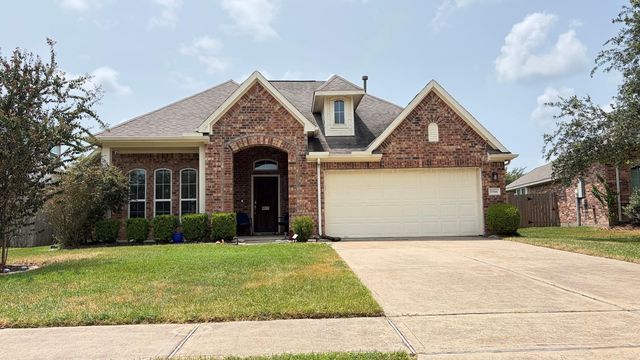 6544 Turner Fields Ln, Dickinson, TX 77539