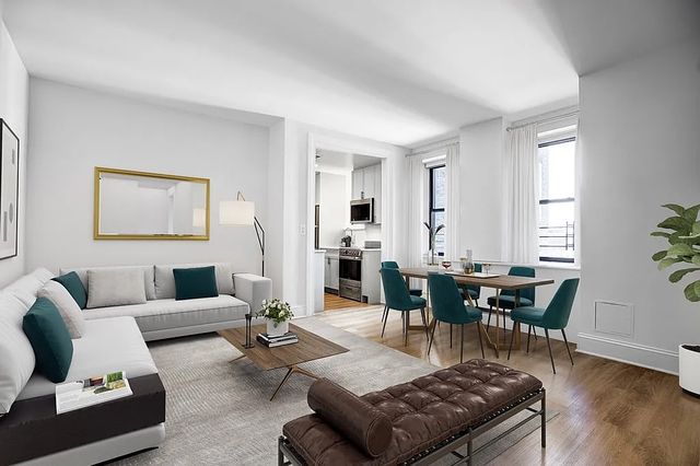 50 W  34th St #17A6, New York, NY 10001
