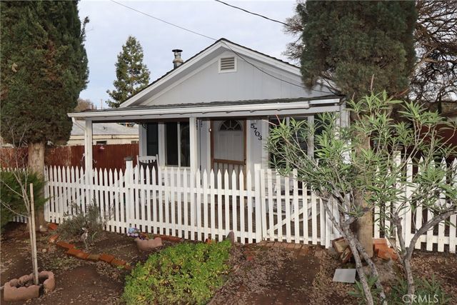 5703 Cottage Ave, Clearlake, CA 95422