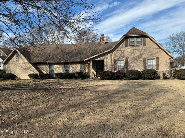 7100 Bluegrass Rd, Olive Branch, MS 38654