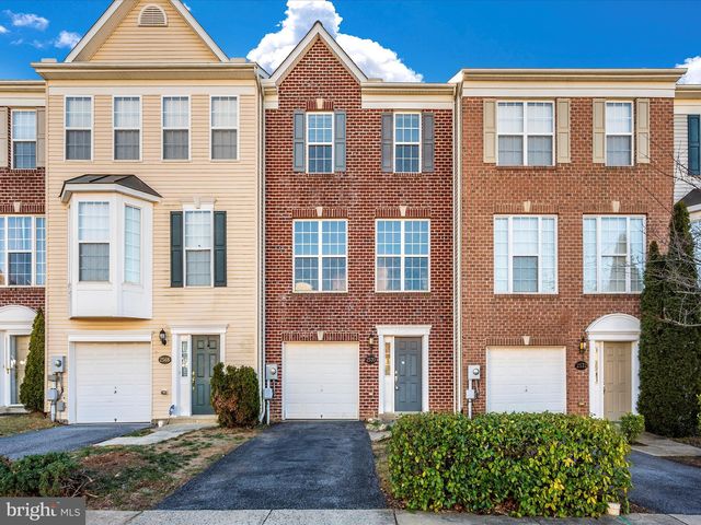 2570 Emerson Dr, Frederick, MD 21702