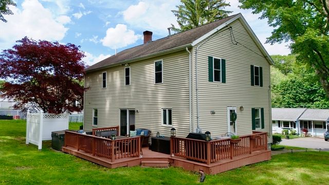 81 Causeway Ter, Leominster, MA 01453