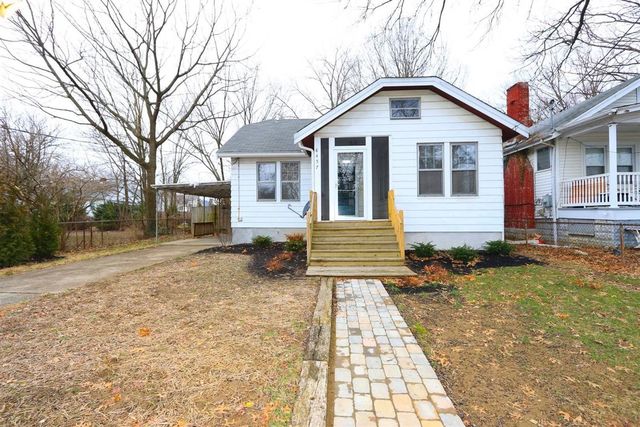 8457 Vorhees Ln, Cincinnati, OH 45236