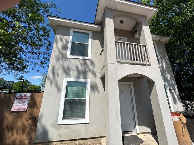 1615 N  Navidad St #101, San Antonio, TX 78201