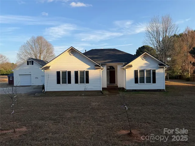 435 W  Mount Gallant Rd, York, SC 29745