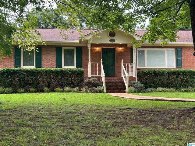 800 Magnolia Dr, Sylacauga, AL 35150