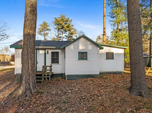34 Bliss Rd, Lakeville, MA 02347